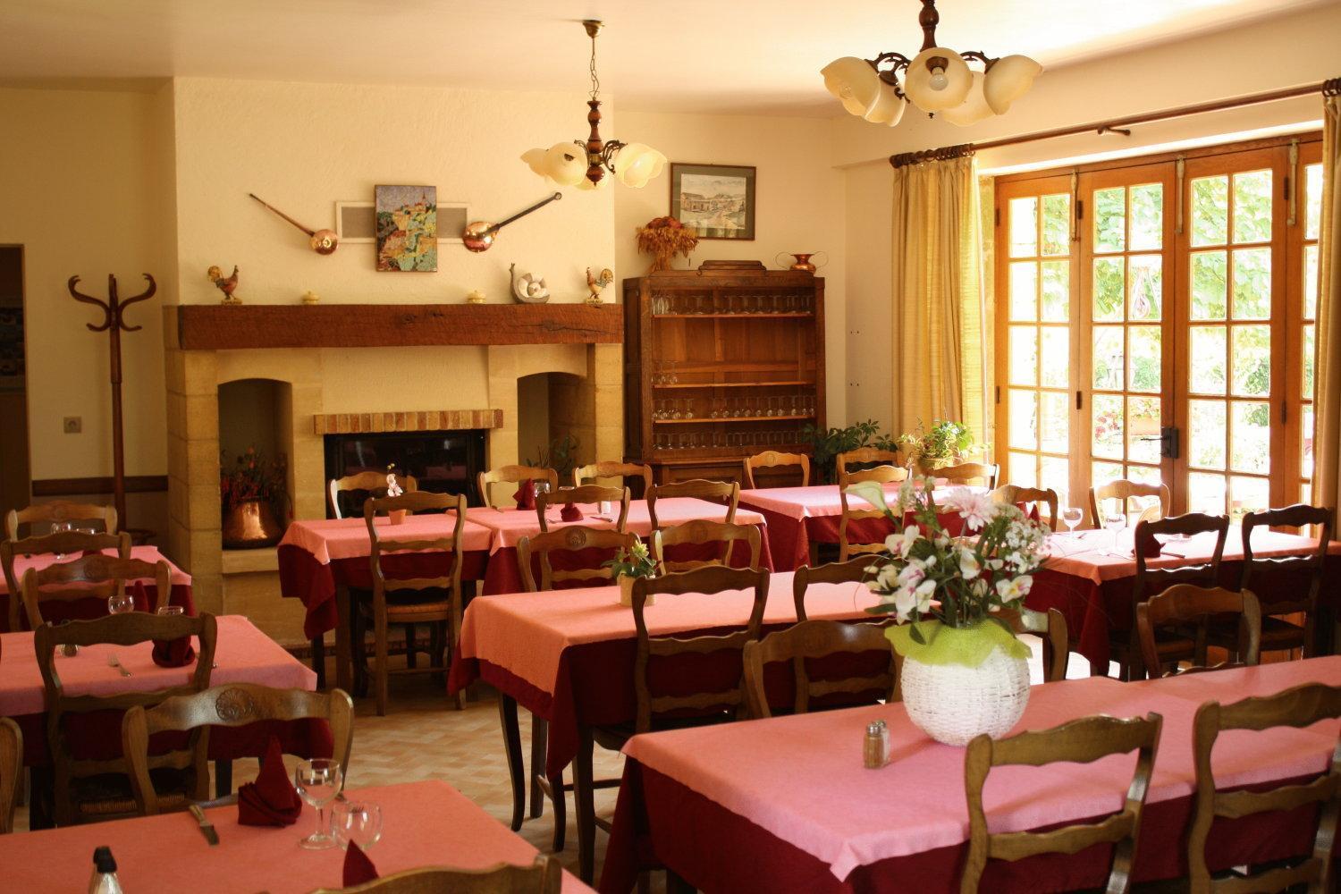 Hotel Chastrusse Nadaillac-de-Rouge Εξωτερικό φωτογραφία