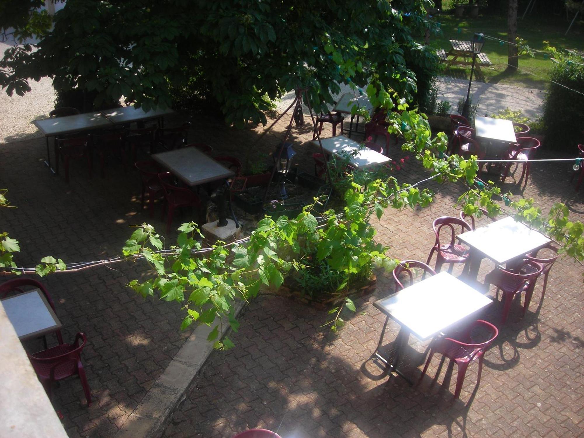 Hotel Chastrusse Nadaillac-de-Rouge Εξωτερικό φωτογραφία