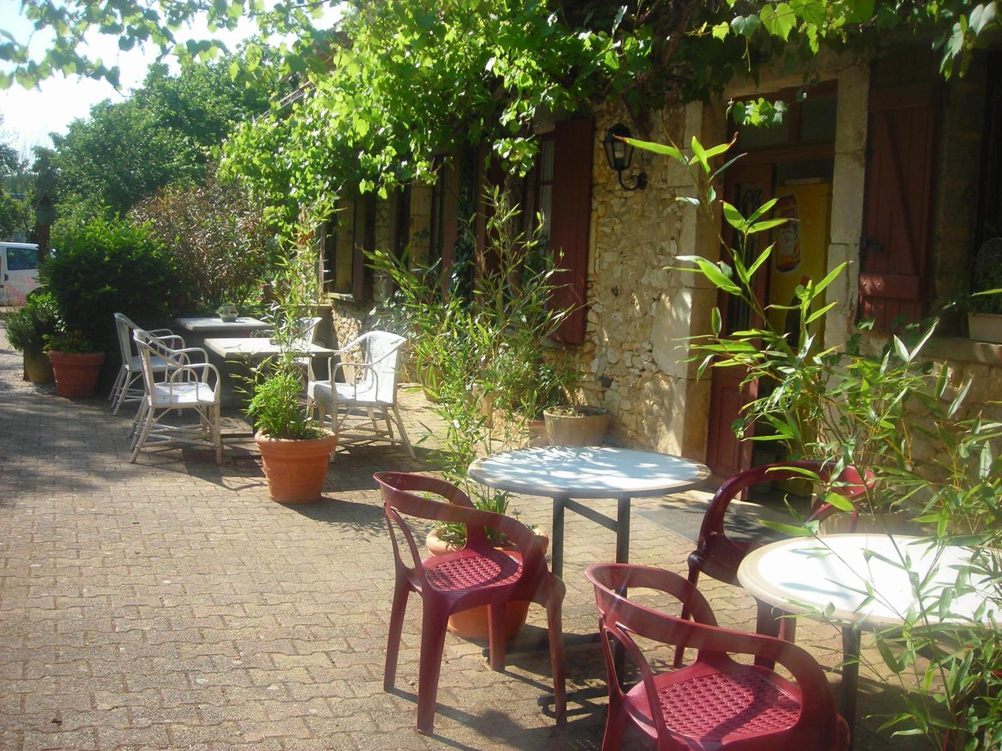 Hotel Chastrusse Nadaillac-de-Rouge Εξωτερικό φωτογραφία